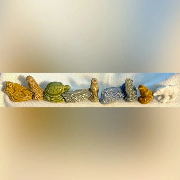 Vintage WADE WHIMSIES ENDANGERED
NORTH AMERICAN ANIMALS SERIES - Picture 1 of 7